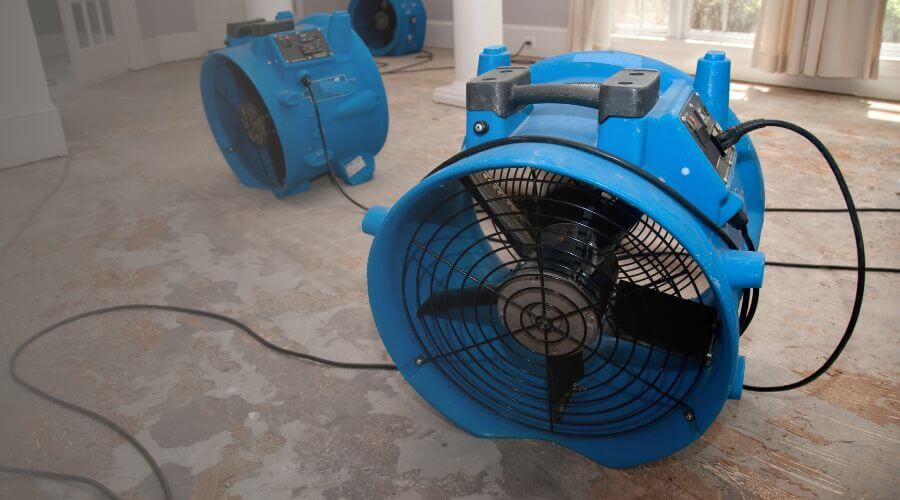 Why choose water damage restoration service for storm damage restoration in Newark